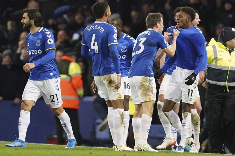 乐动体育-阿森纳大胜埃弗顿，保持联赛领先优势的简单介绍